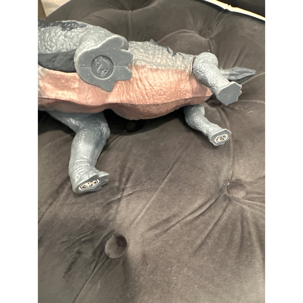 Jurassic World 2017 Stegosaurus Dinosaur Action attack Figure Toy movable joints - Picture 5 of 6